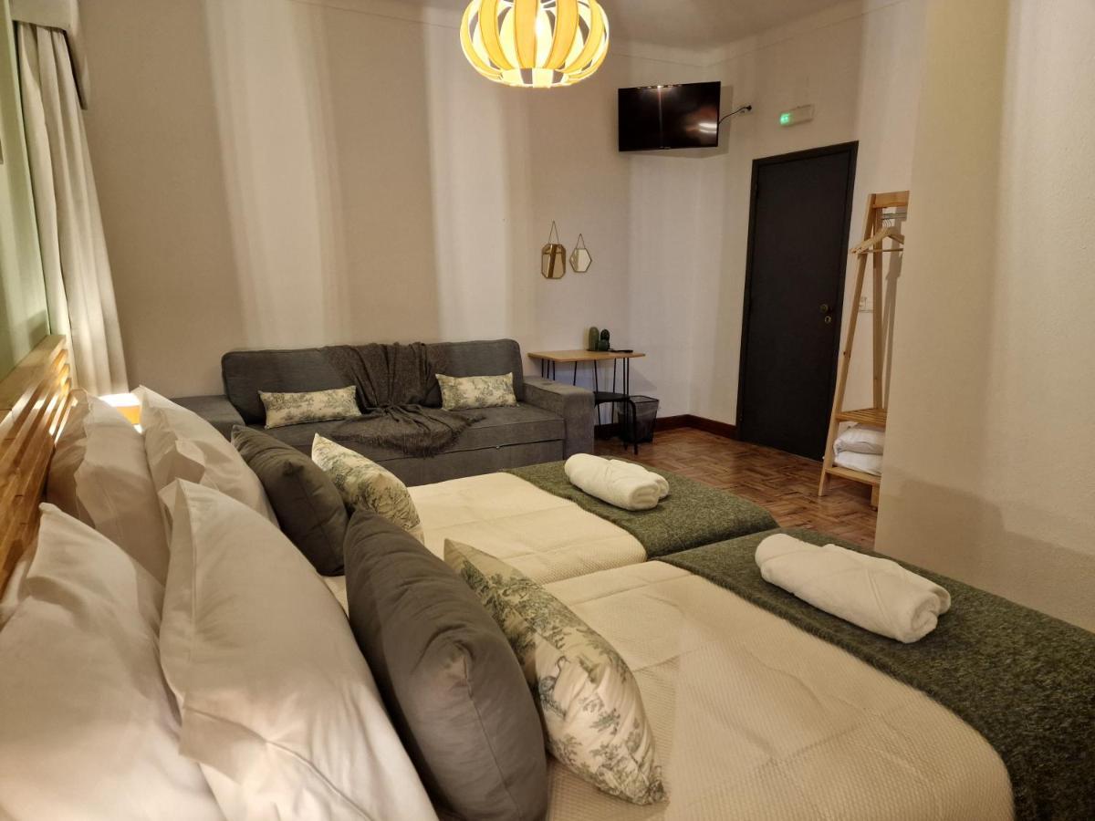 D'aqui e D'acolá - Pardieiros Esterno foto